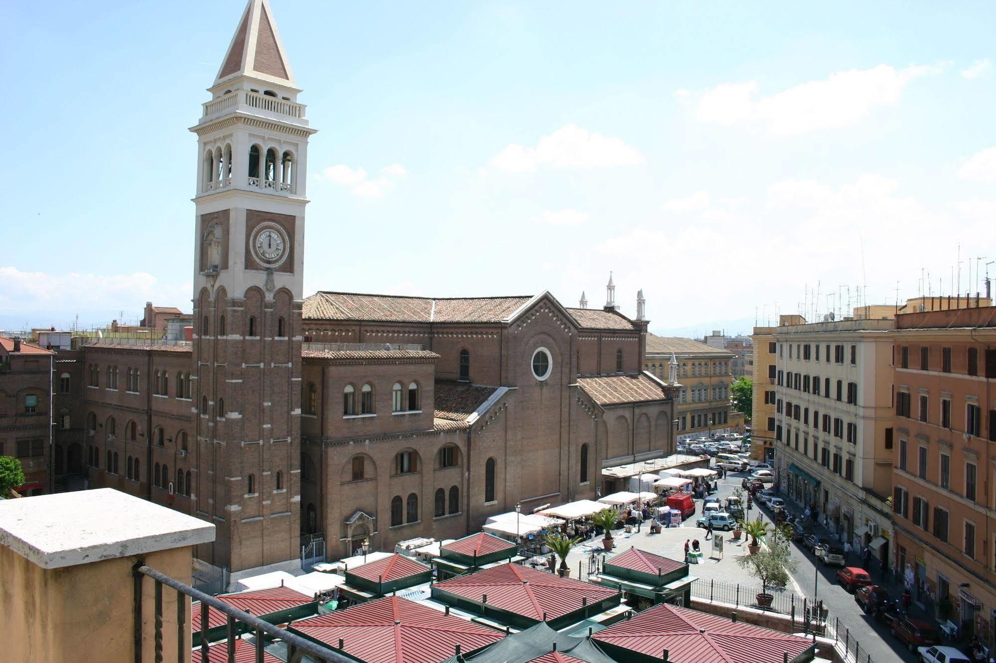 Hotel Laurentia Rome Exterior photo